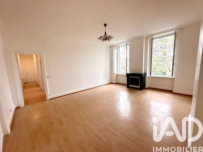 Appartement - 120 m² - 5 pièces