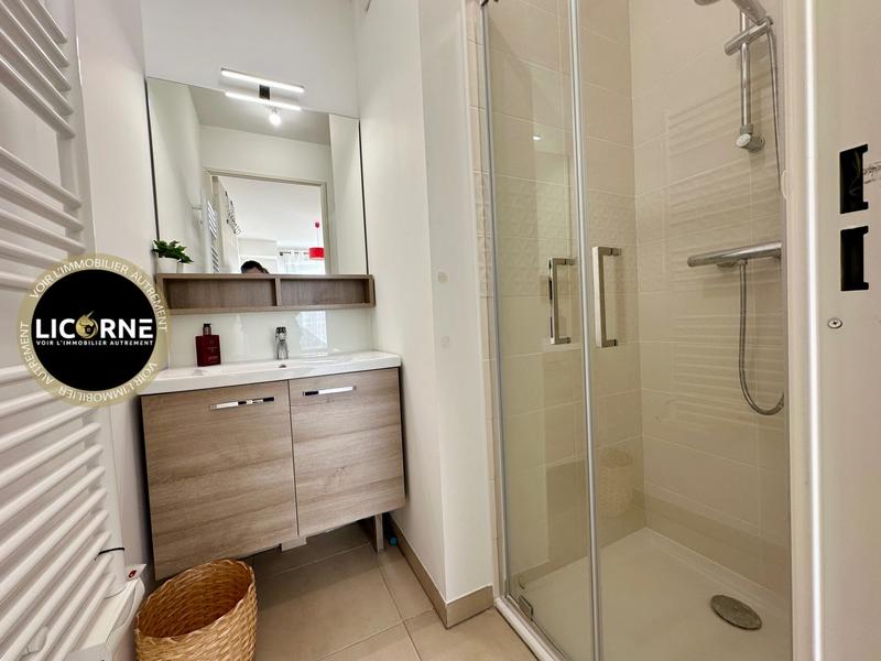 Appartement - 85 m² - 4 pièces