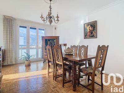 Appartement - 79 m² - 3 pièces