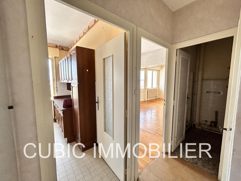 Appartement - 70 m² - 3 pièces