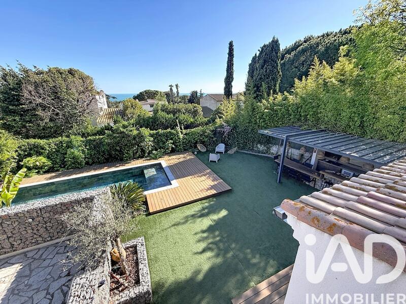 Maison - 188 m² - 5 pièces