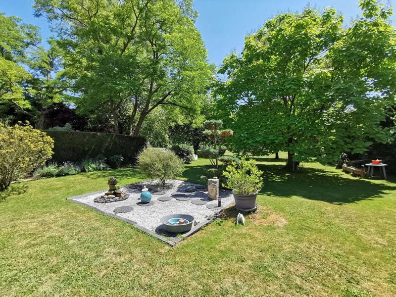 Maison - 560 m² - 20 pièces