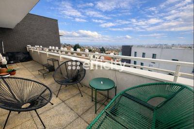 Appartement - 91 m² - 4 pièces