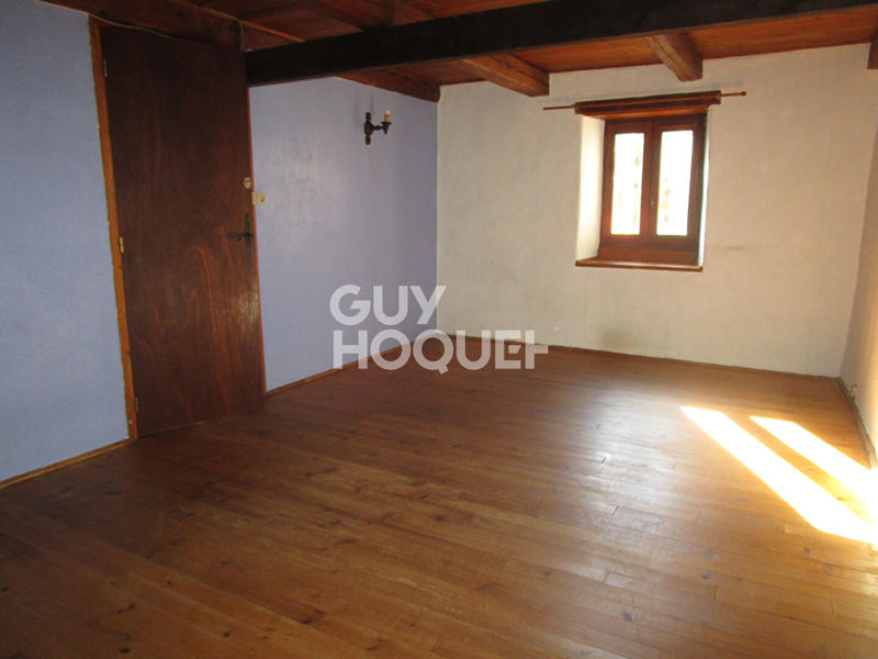 Maison - 90 m² - 5 pièces