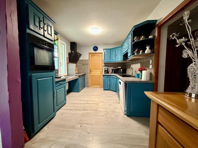 Maison - 165 m² - 8 pièces