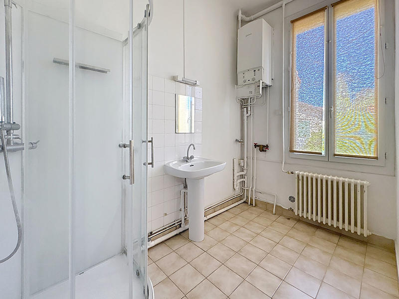 Maison - 180 m² - 6 pièces