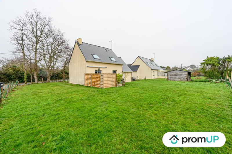 Maison traditionnelle - 77 m² - 4 pièces