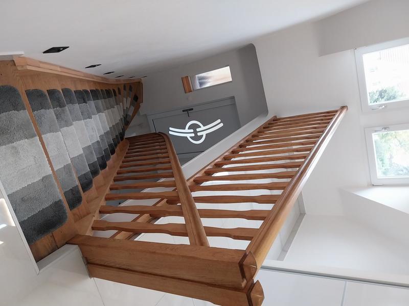 Maison - 220 m² - 10 pièces