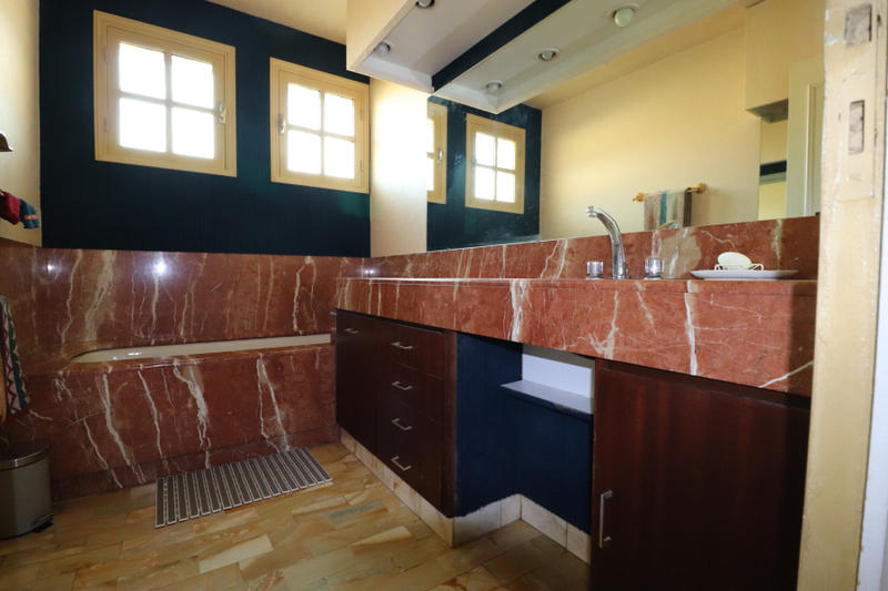 Maison - 138 m² - 7 pièces