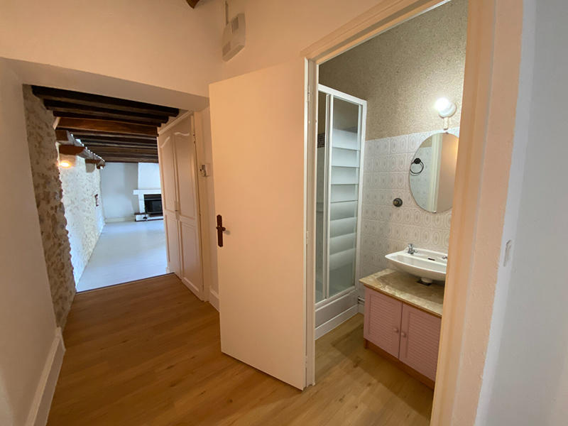 Maison - 186 m² - 8 pièces