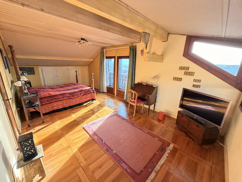 Maison - 190 m² - 7 pièces