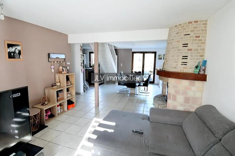 Maison - 85 m² - 5 pièces
