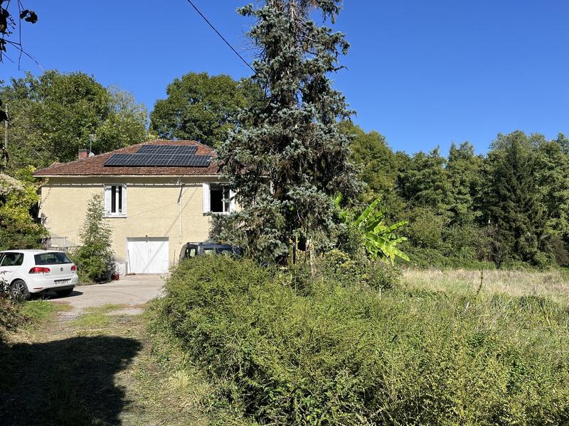 Maison de village - 90 m² - 4 pièces