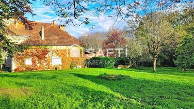 Maison de maîtres - 415 m² - 15 pièces