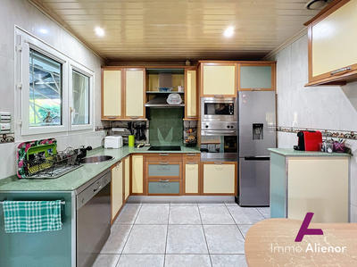 Maison - 97 m² - 4 pièces