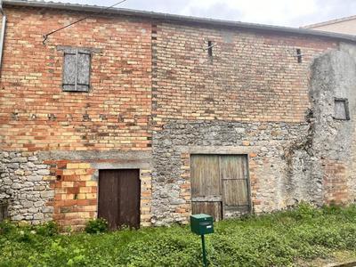 Maison - 200 m² - 4 pièces