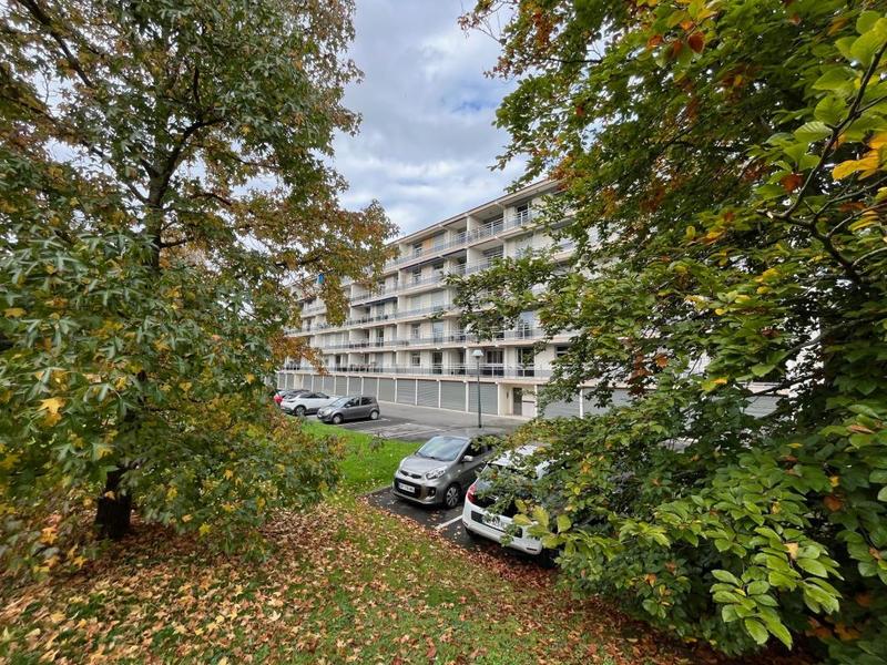Appartement - 79 m² - 4 pièces