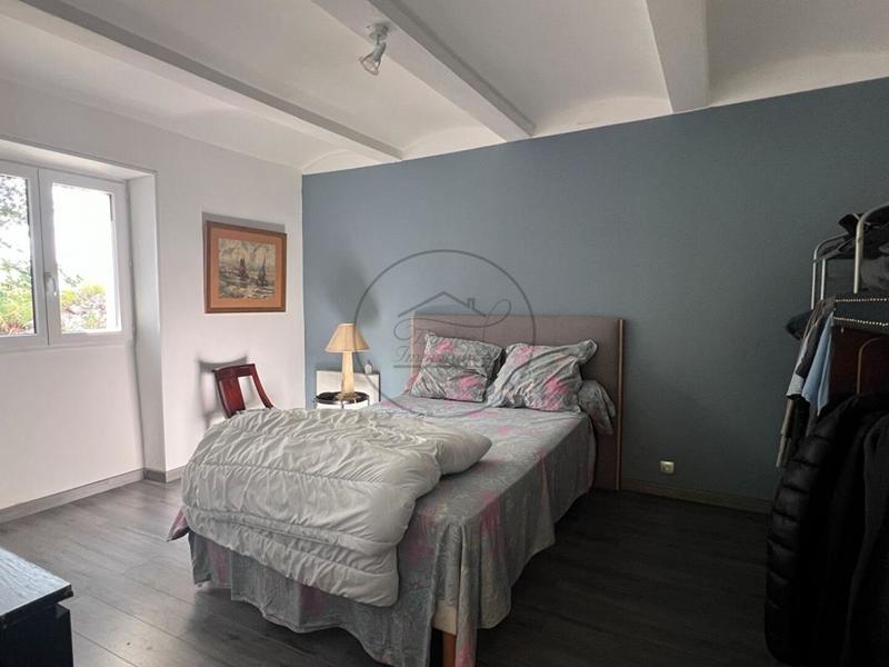 Maison en pierre - 90 m² - 4 pièces