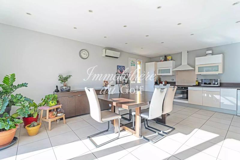 Villa - 122 m² - 5 pièces