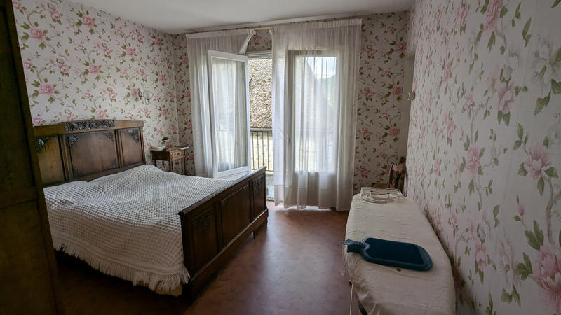 Immeuble - 170 m² - 7 pièces