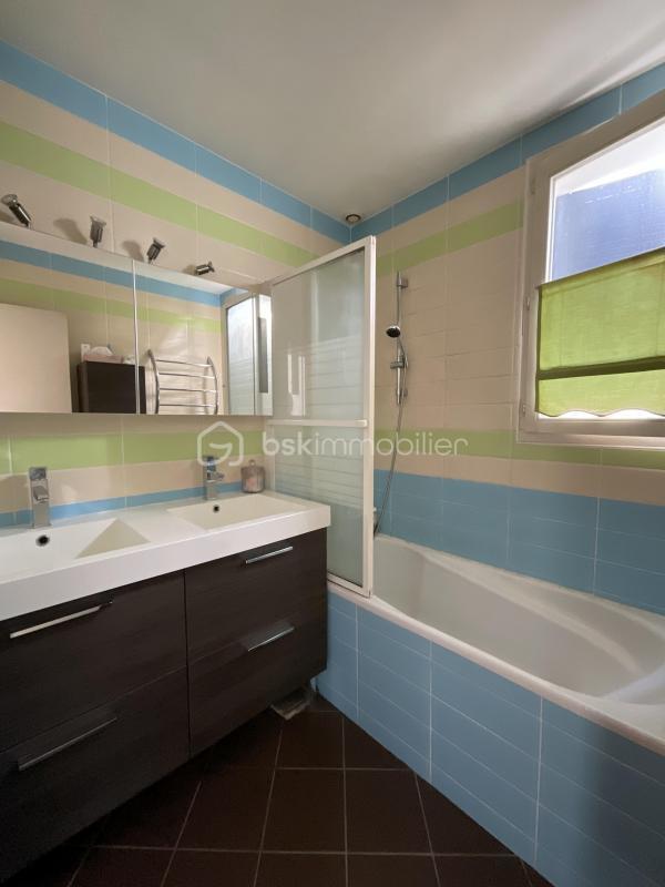 Maison - 160 m² - 7 pièces