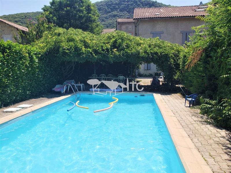 Maison bourgeoise - 226 m² - 8 pièces