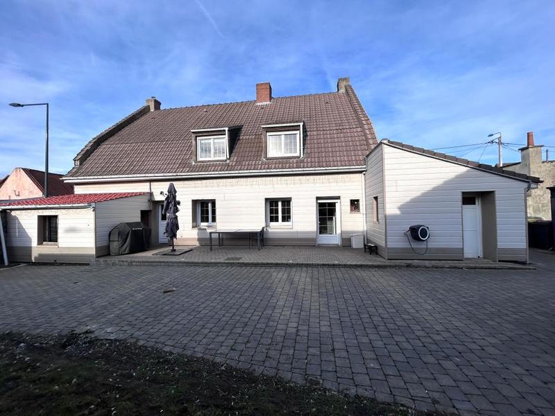 Longère - 107 m² - 4 pièces