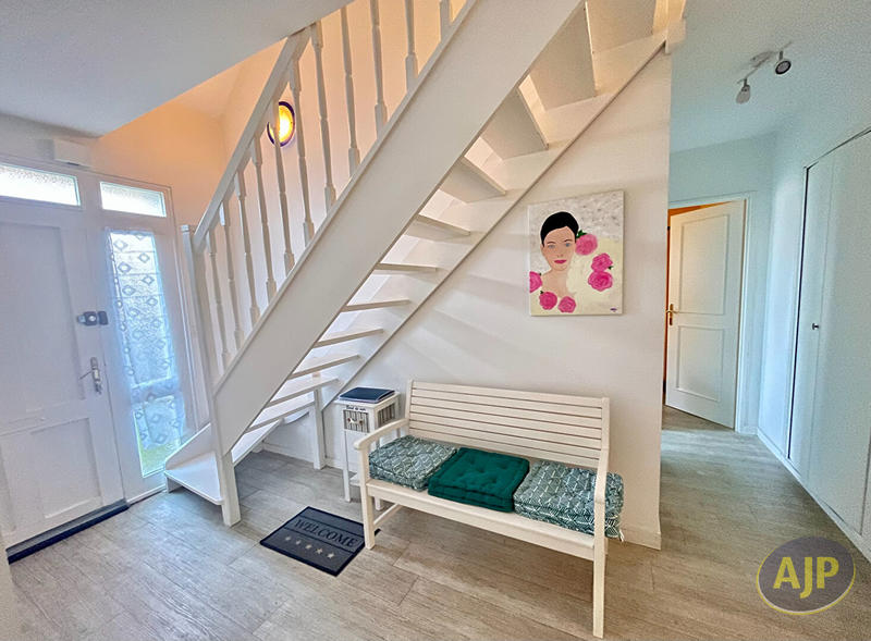 Maison - 139 m² - 6 pièces