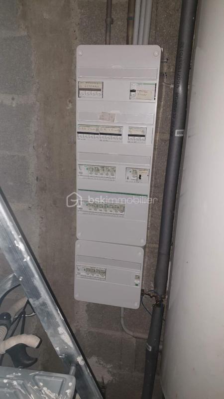 Maison - 95 m² - 5 pièces