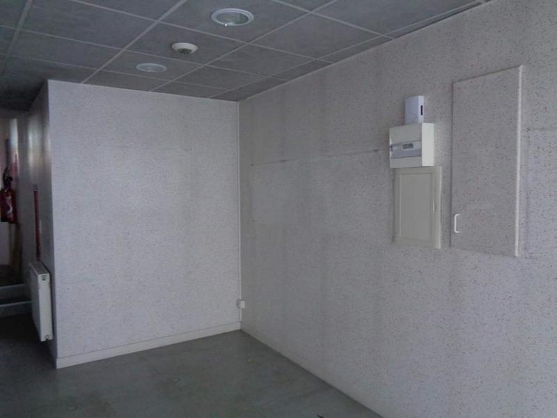 Local commercial - 92 m² - 5 pièces