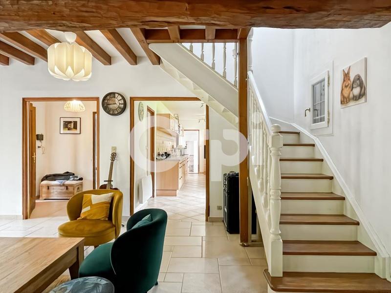 Maison - 163 m² - 7 pièces