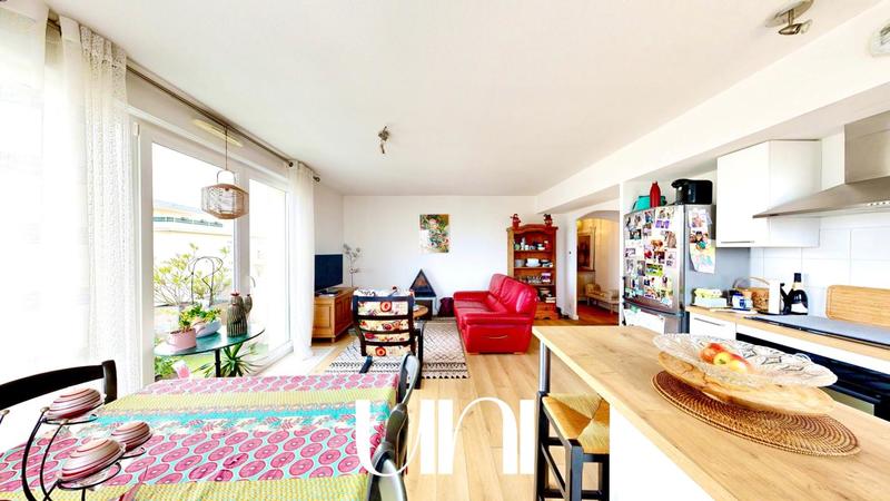 Appartement - 60 m² - 3 pièces