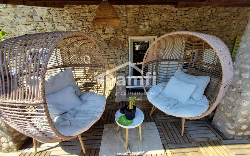 Mas - 176 m² - 7 pièces