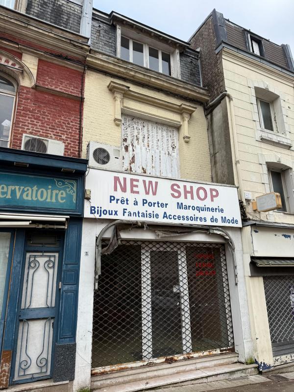 Immeuble - 200 m² - 2 pièces