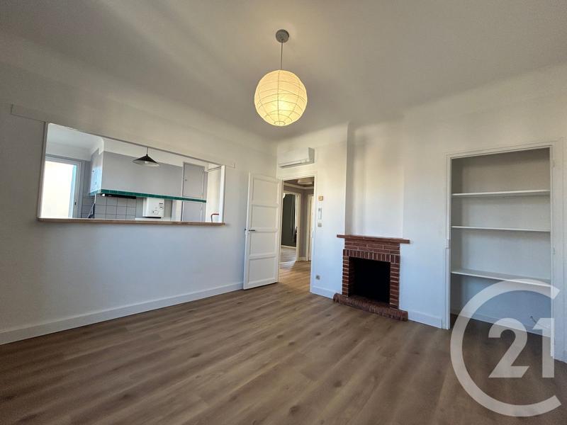 Appartement - 90 m² - 4 pièces