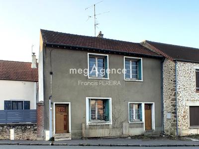 Maison - 97 m² - 4 pièces