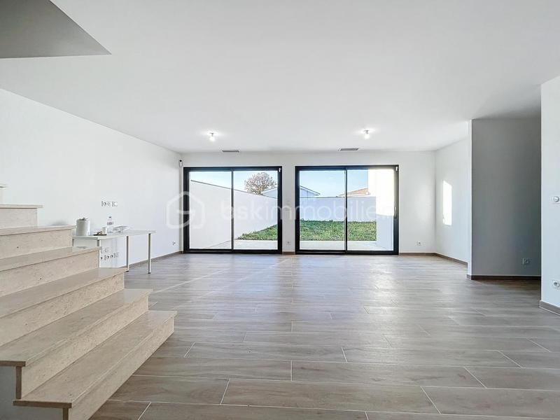 Maison - 110 m² - 5 pièces