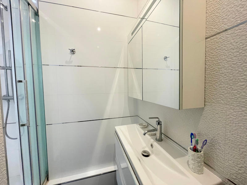 Appartement - 150 m² - 6 pièces