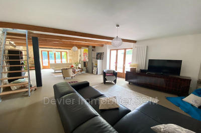 Maison - 307 m² - 7 pièces