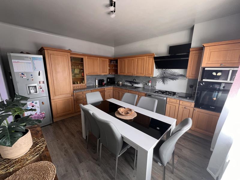 Villa - 152 m² - 6 pièces