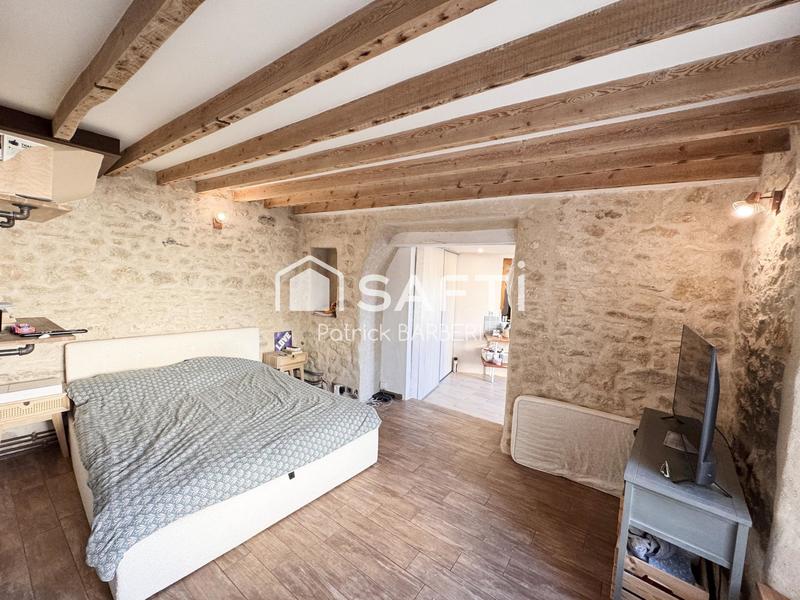 Maison - 225 m² - 8 pièces