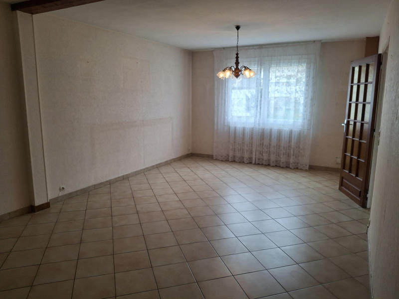 Maison - 95 m² - 5 pièces