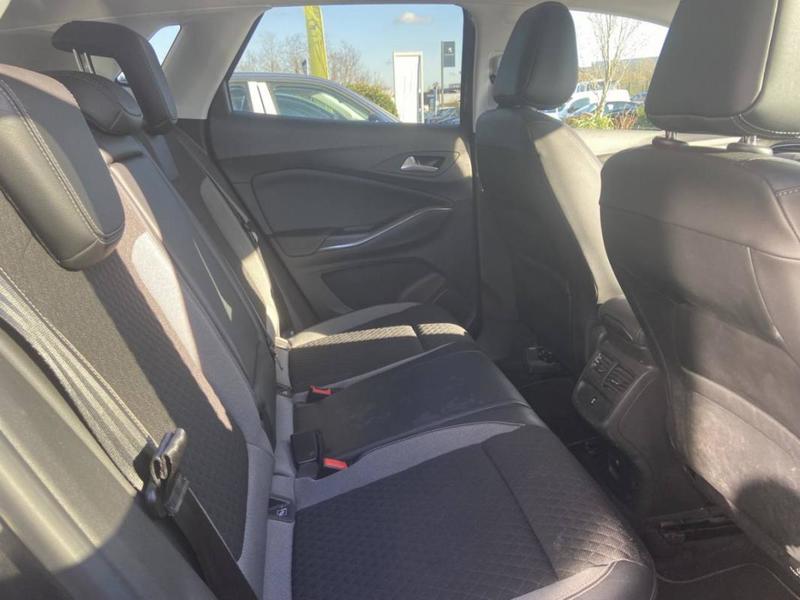 Opel Grandland X 1.2 Turbo 130 Elegance Business