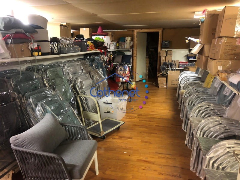 Local commercial - 630 m²