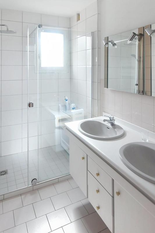 Maison - 154 m² - 9 pièces