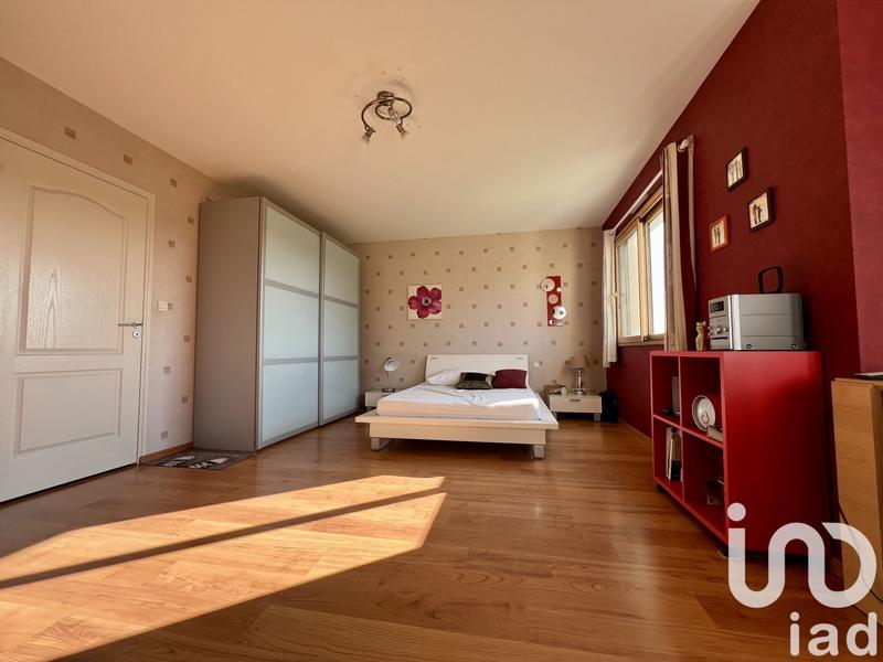 Maison - 296 m² - 8 pièces