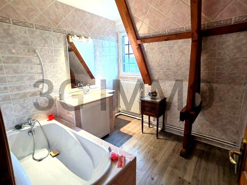 Propriété - 190 m² - 7 pièces