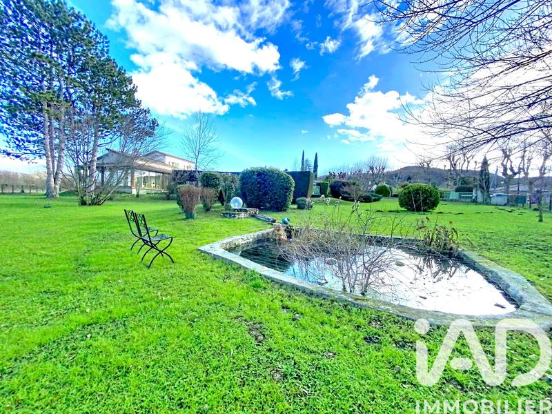 Maison - 140 m² - 6 pièces