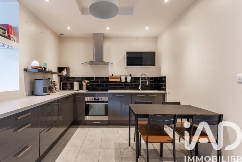 Maison - 80 m² - 5 pièces