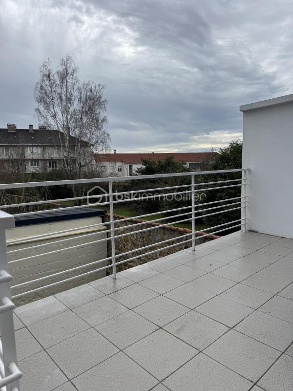 Maison - 122 m² - 6 pièces